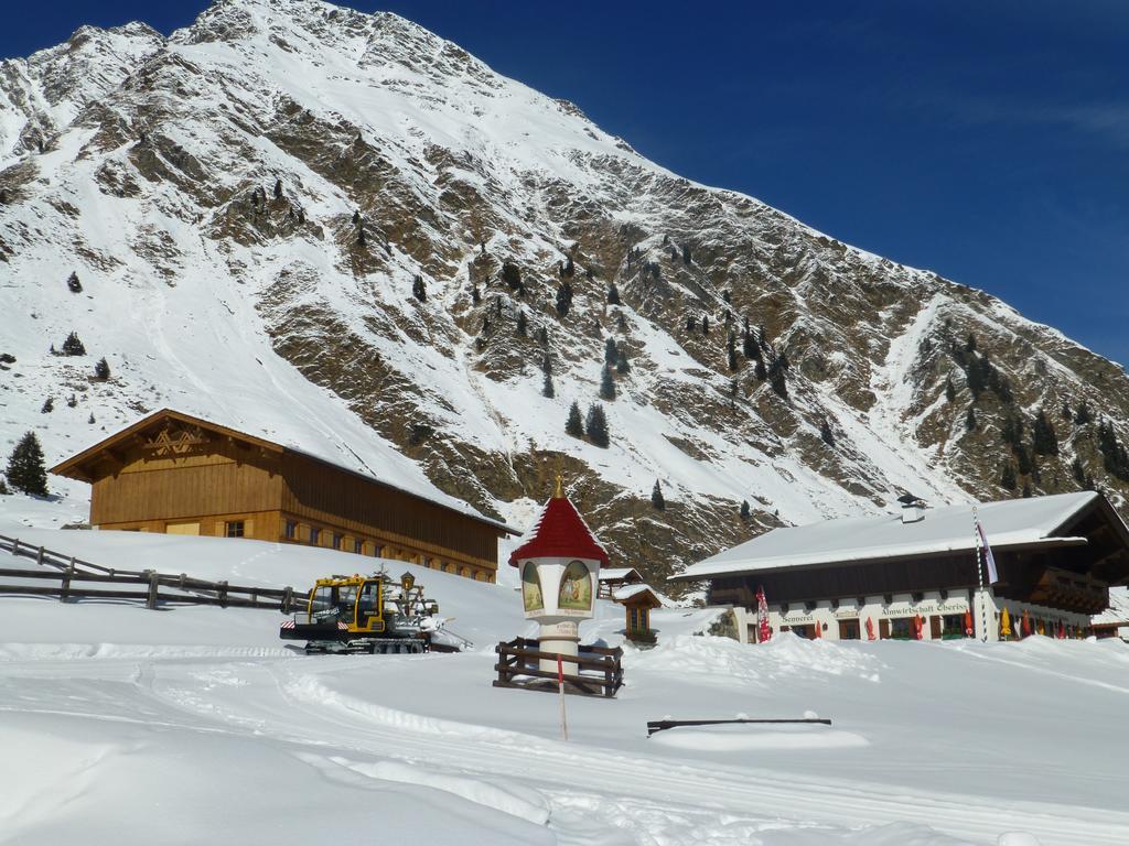 Hotel Almhof Neustift im Stubaital Exterior foto