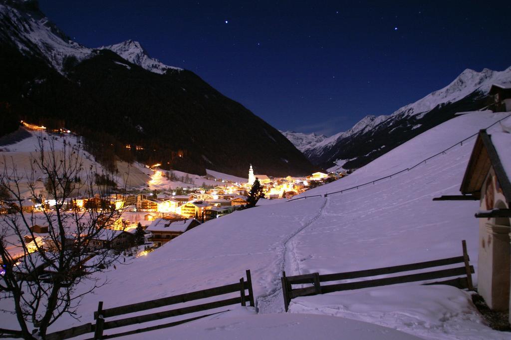 Hotel Almhof Neustift im Stubaital Exterior foto