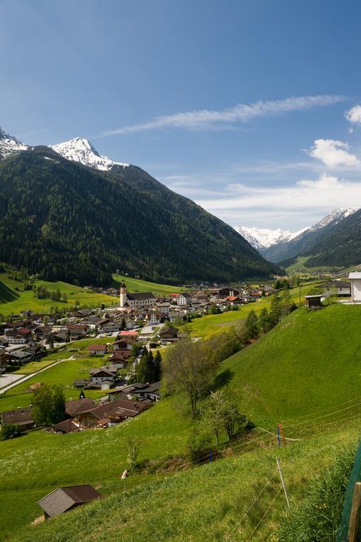 Hotel Almhof Neustift im Stubaital Exterior foto