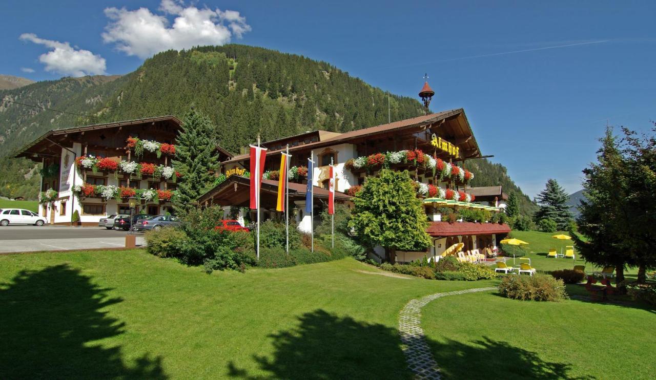 Hotel Almhof Neustift im Stubaital Exterior foto